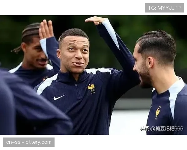 姆巴佩出席赛前发布会，否认与欧冠决赛场地传闻有关的转会问题